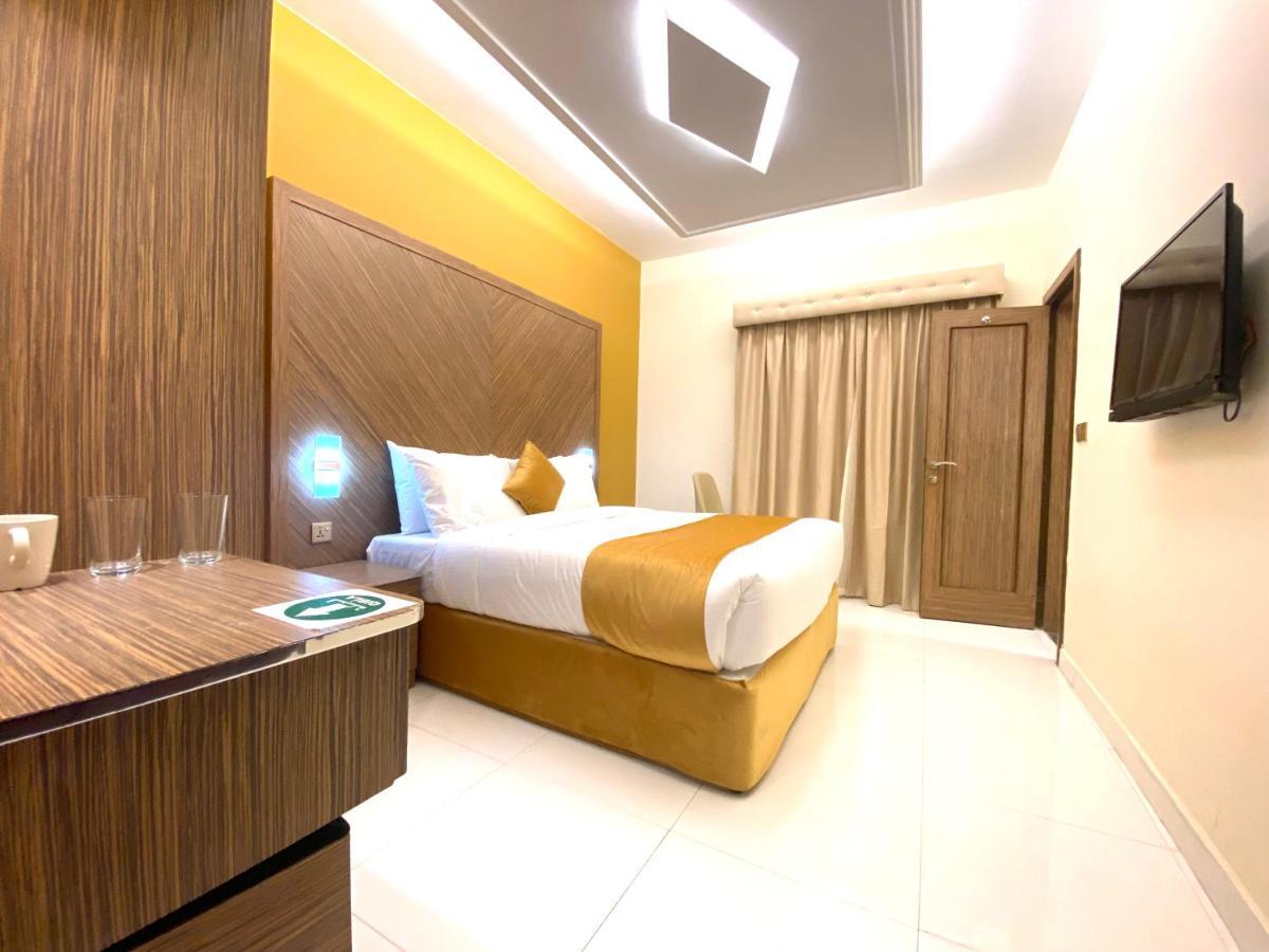 Concorde Inn Hotel Dubai Exterior photo